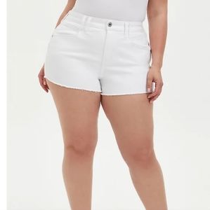 TORRID 20 5in Vintage Stretch Shorts